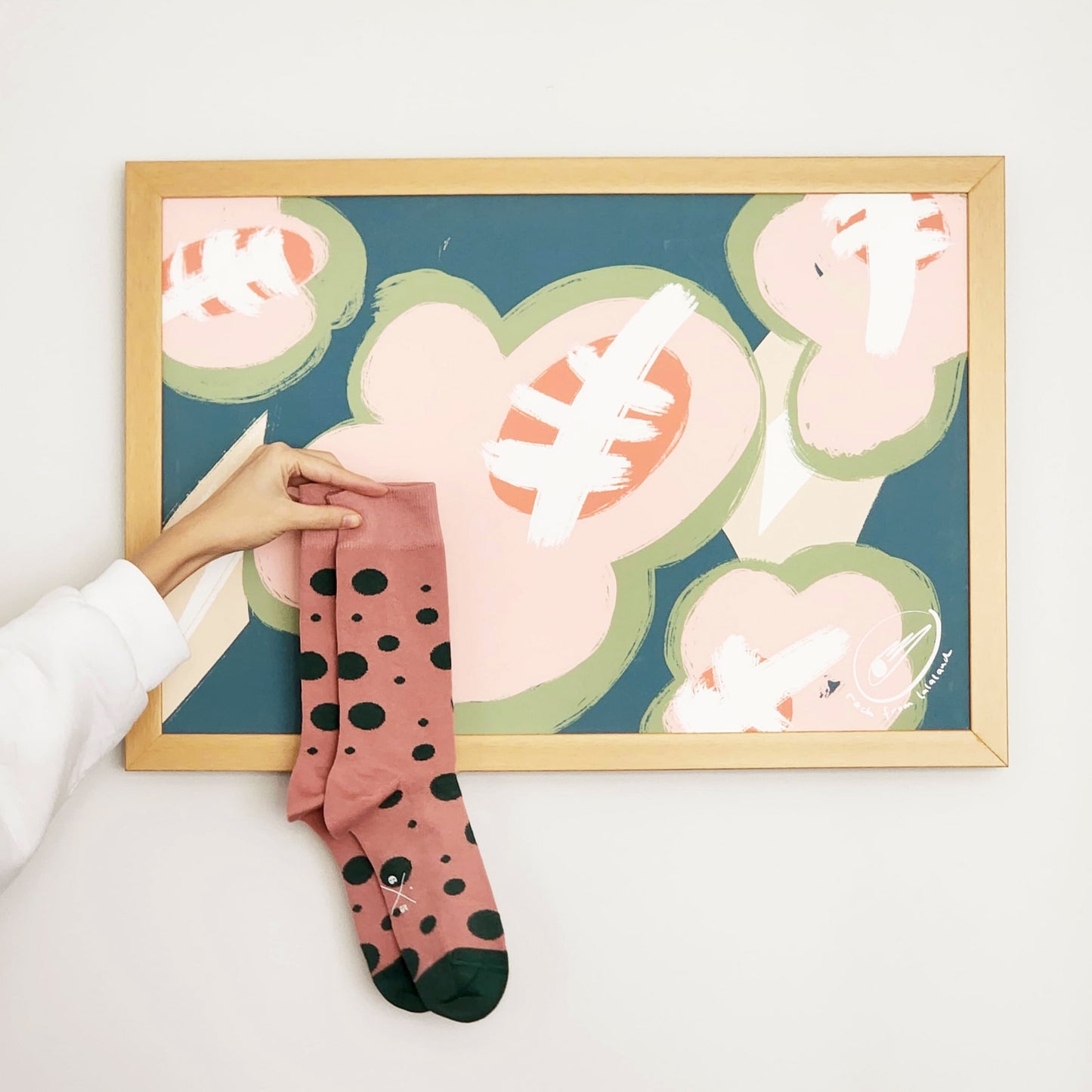 BUBBLES PINK Pembe Yeşil Puantiye Desenli Unisex Çorap - sixtimesfive