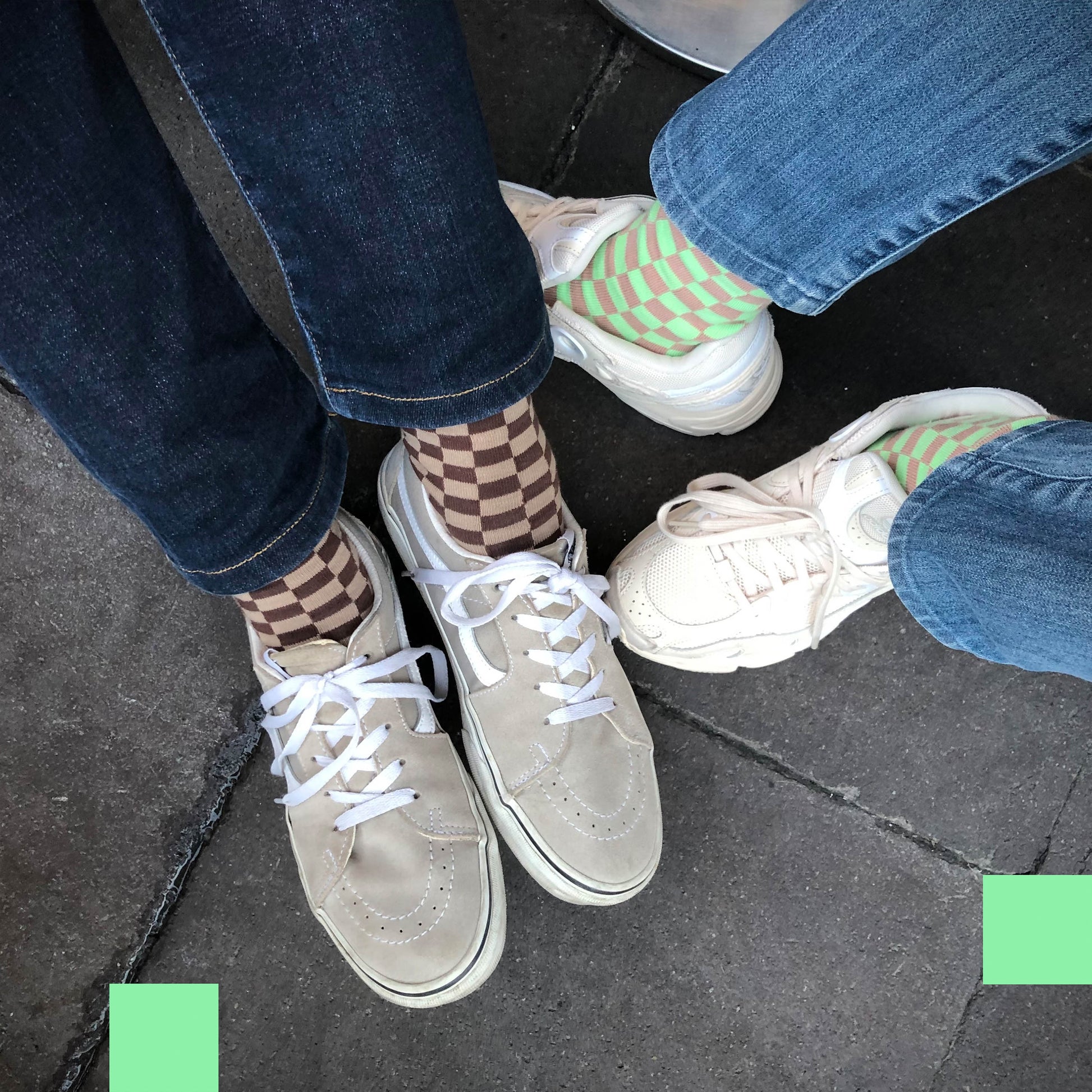 CHECKER PISTACHIO Yeşil Bej Kare Desenli Unisex Çorap - sixtimesfive